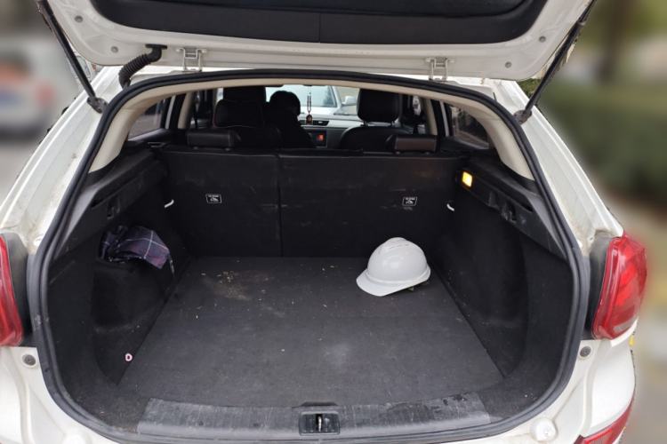 Used Qoros 5 2019 1.6T Automatic Zhiyun Connect (AliOS) Edition Prestige Model