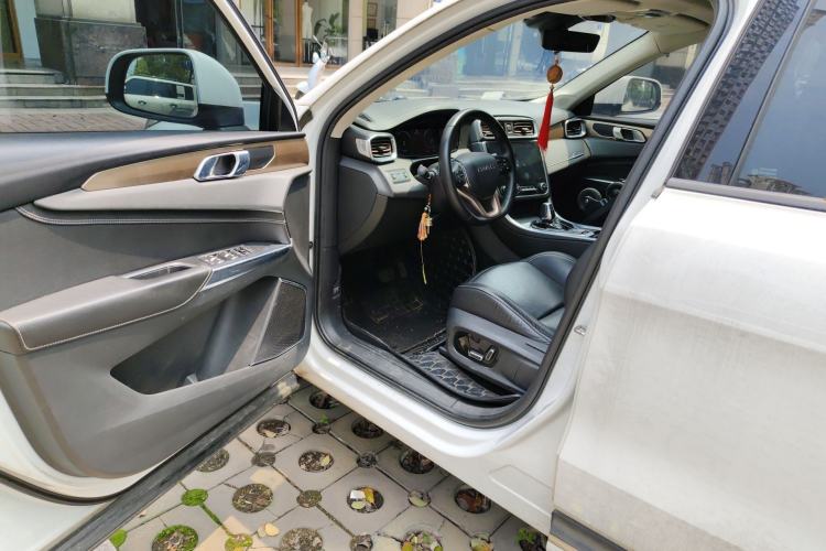 Used Lynk & Co 01 2017 2.0T Two-Wheel-Drive Version Driver Seat