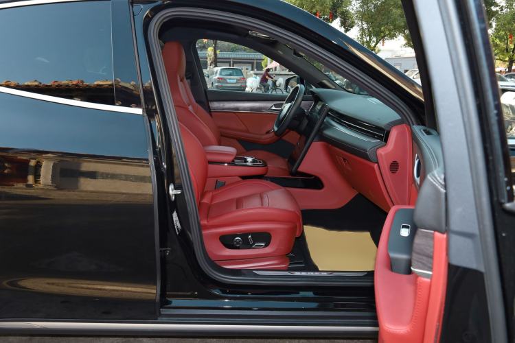 Used SERES SF5 2021 Four-Wheel Drive Freedom Expedition Edition
