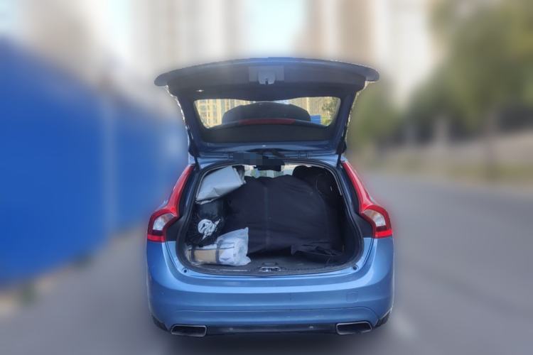 Used Volvo V60 2014 Restyled T5 Zhiya Edition
