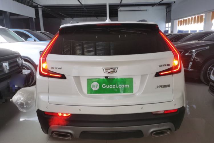 Used Cadillac XT4 2022 28T Two-Wheel-Drive Luxury Version
