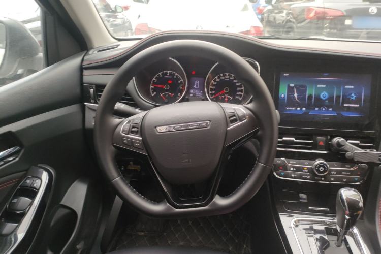 Used Venucia T70 2020 2.0L CVT Elite Edition China VI Standard
