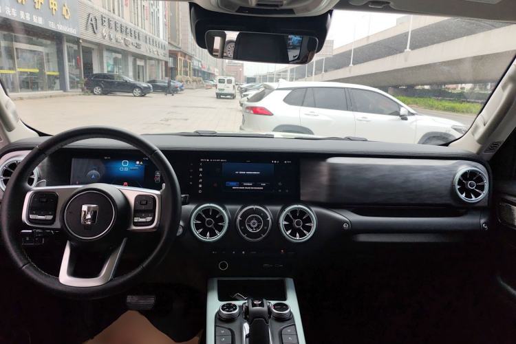 Used Tank 300 2023 City Edition 2.0T—Stylish as Ever
