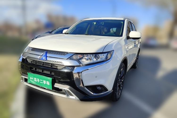 Used Mitsubishi Outlander 2020 2.0L Two-Wheel Drive Comfort Edition 5 Seats
