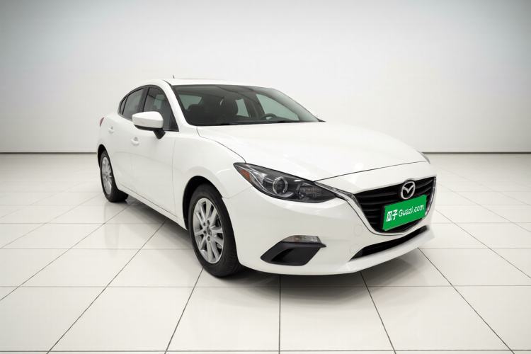 Used Mazda 3 Axela 2014 Sedan 1.5L Manual Comfort Model
