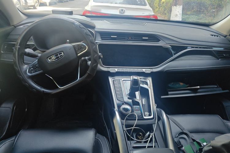 Used Geely Auto Emgrand X7 Sport 2020 1.8TD DCT Smart Connect PRO Center Console