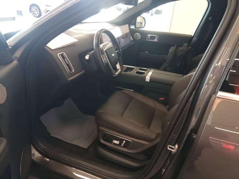 Used Li Auto L8 2023 Pro Model — 17