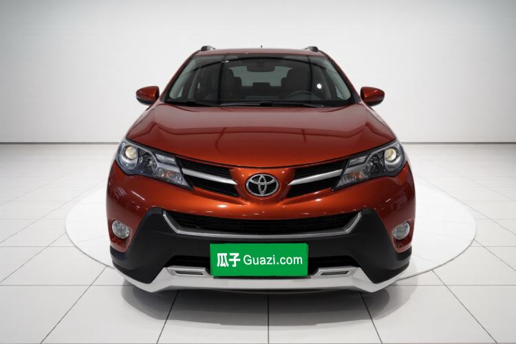 Used Toyota RAV4 2015 2.0L CVT Two-Wheel Drive Fashion Edition Front