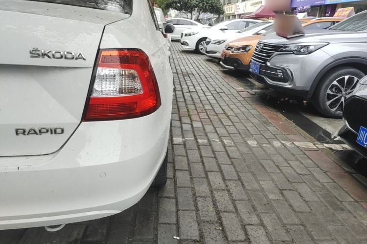Used Skoda Rapid 2016 1.6L Automatic Chuanxing Edition
