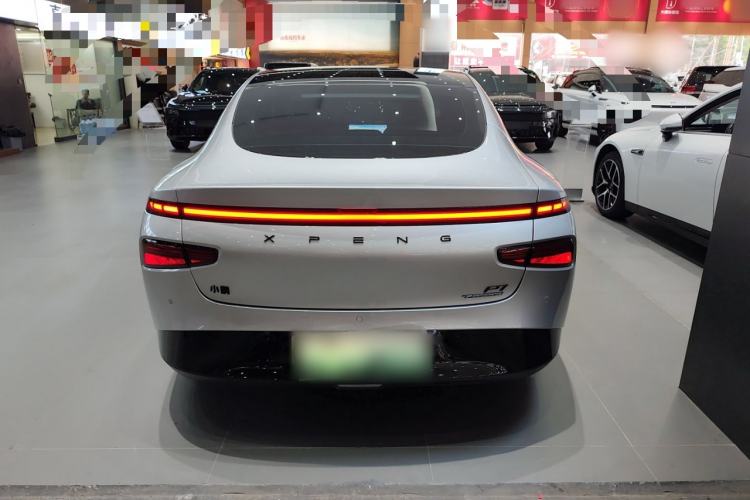 Used XPeng P7 2023 P7i 610 Max Performance Edition
