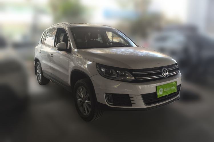 Used Volkswagen Tiguan L 2015 1.8TSI Manual Two-Wheel-Drive Limited Edition