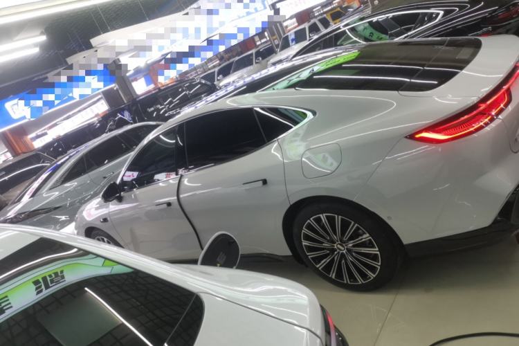 Used Geely Galaxy 8 2025 130km EM-P Starship Edition