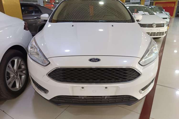 Used Ford Focus 2018 Hatchback Classic EcoBoost 180 Automatic Elite Model