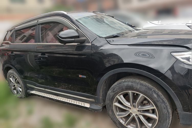 Used Geely Auto Emgrand X7 Sport 2018 1.8TD Automatic Two-Wheel Drive Smart 4G Connected Version Front Right 45 Deg