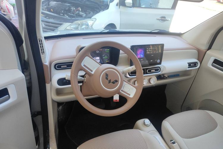 Used Wuling Hongguang MINIEV 2024 3rd Generation 215km Youth Edition