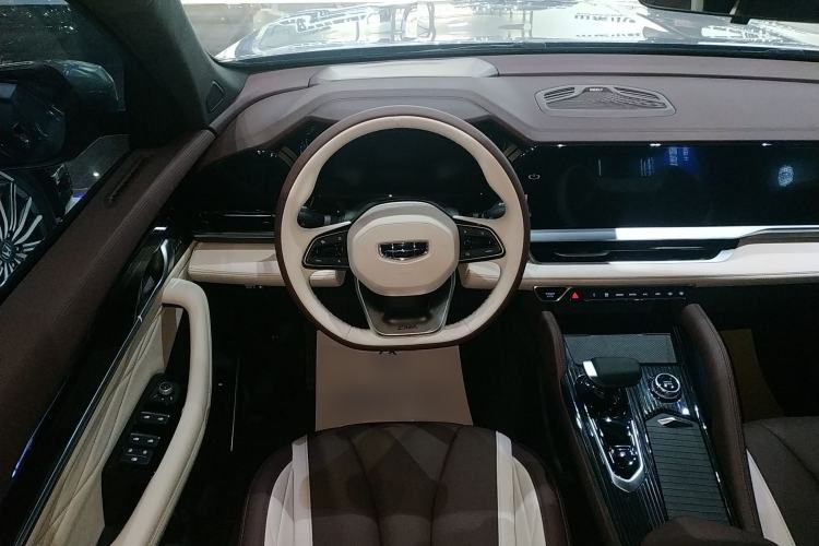 Used Geely Auto Monjaro L 2024 2.0TD High-Power Automatic Two-Wheel Drive Yunqi Version Steering Wheel