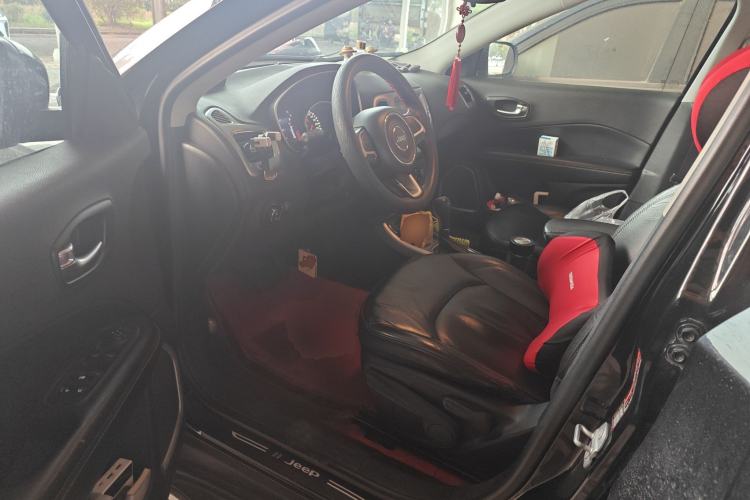 Used Jeep Compass 2017 200T Automatic Family Edition