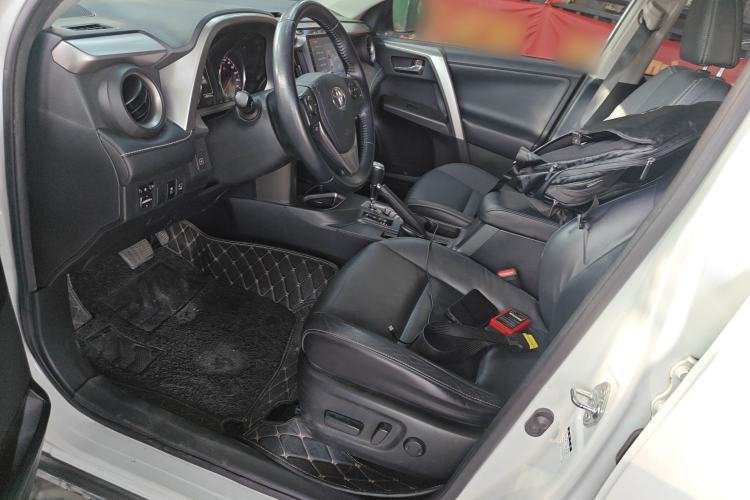 Used Toyota RAV4 2016 2.0L CVT Two-Wheel Drive Smart Edition China V Standard