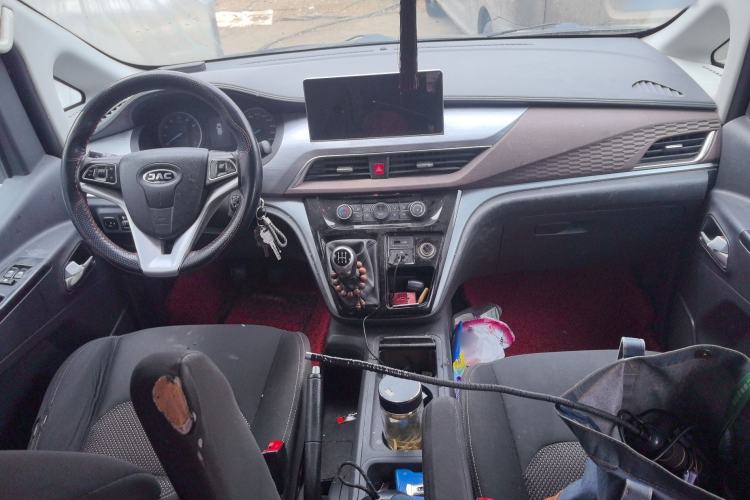 Used JAC Refine M3 2022 PLUS 1.8L 7-seater Standard Model
