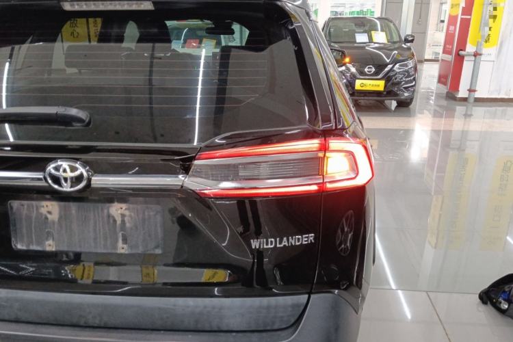 Used Toyota Wildlander 2021 2.0L CVT Two-Wheel Drive Luxury Edition Right Rear Taillight