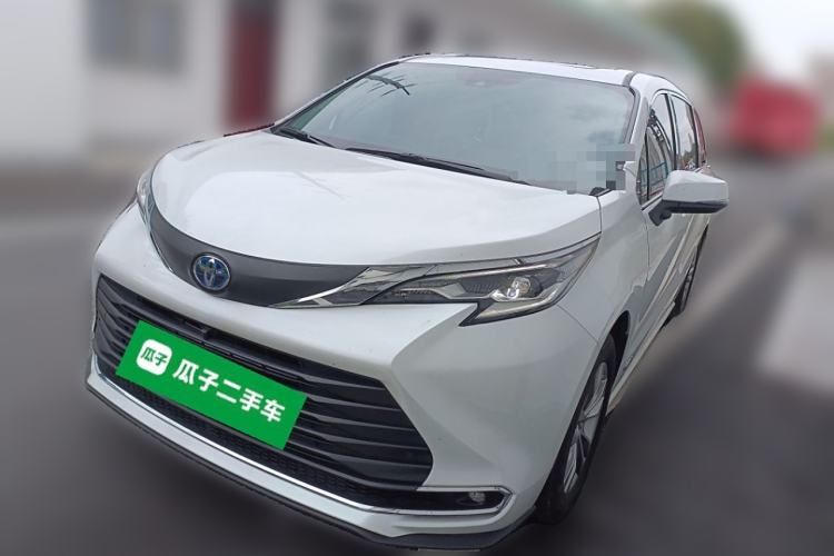Used Toyota SIENNA 2023 2.5L Hybrid Comfort Edition