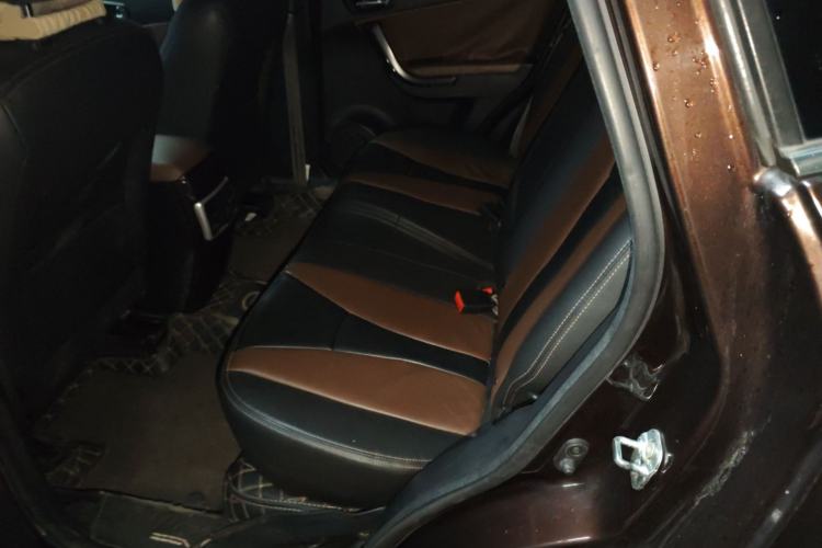 Used GAC Trumpchi GS5 Super 2016 1.8T Automatic All-Wheel-Drive Anniversary Edition Left Rear Seat