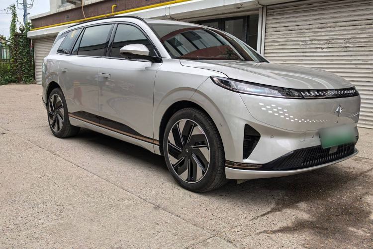 Used Dongfeng eπ eπ008 2024 210Max Range-Extended Version 6 Seats