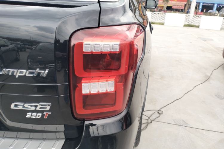 Used GAC Trumpchi GS8 2017 320T Two-Wheel Drive Luxury Smart Connectivity Version (7 Seats)