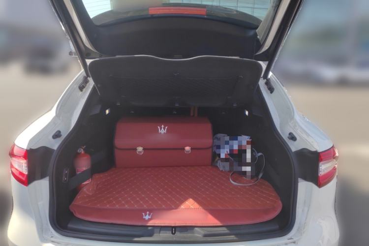 Used Maserati Levante 2018 3.0T Classic Edition Trunk