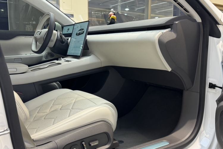 Used Nio ET7 2024 75 kWh Executive Edition
