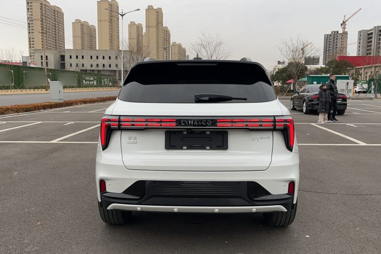 Used Lynk & Co 01 EM-P 2023 1.5TD EM-P Dawn Edition
