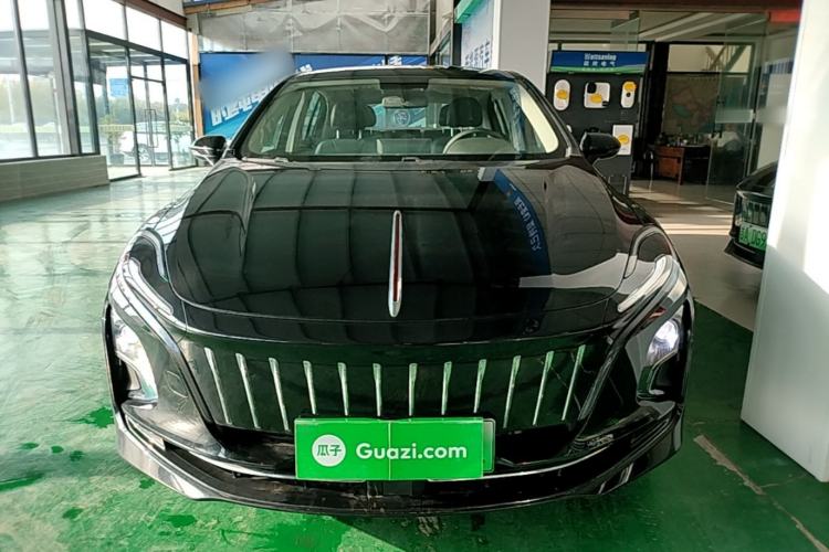 Used Hongqi E-QM5 2022 431 km Charge & Enjoy Edition
