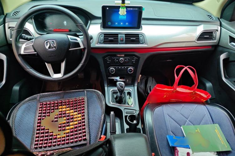 Used BAIC Weiwang M50F 2017 1.5L Standard Model
