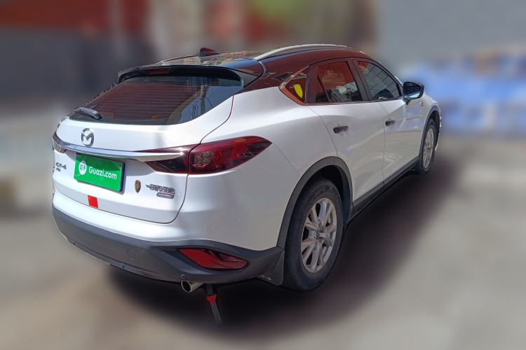 Used Mazda CX-4 2018 2.0L Automatic Two-Wheel Drive Blue Sky Premium Upgrade Version China VI Standard
