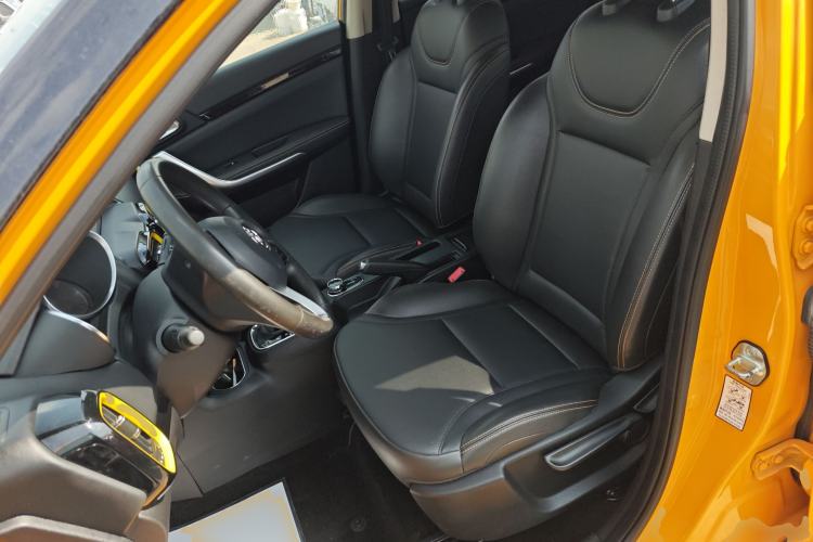 Used Dongfeng Aeolus AX4 2017 1.6L DCT Trendy Style
