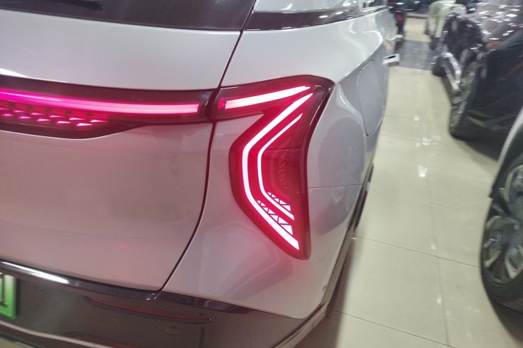 Used Hongqi Tiangong 08 2025 680 Ultra Four-Wheel-Drive Version Exterior 3