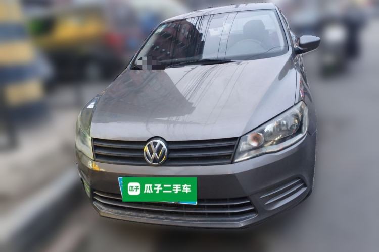 Used Volkswagen Jetta 2013 1.6L Manual Fashion Edition Front