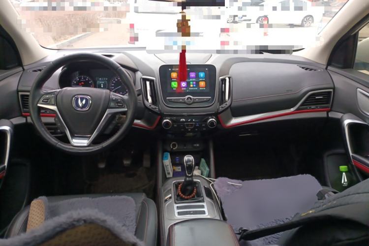 Used CHANGAN CS55 2019 1.5T Manual Colorful Model China VI Standard Center Console