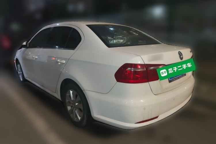 Used Volkswagen Lavida 2013 Restyled Classic 1.6L Manual Comfort Edition
