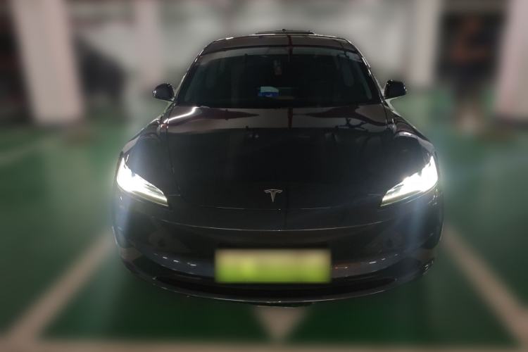 Used Tesla Model 3 2023 Rear-Wheel-Drive Version Front