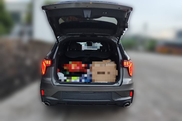 Used Lynk & Co 01 EM-P 2021 1.5TD PHEV Halo Trunk