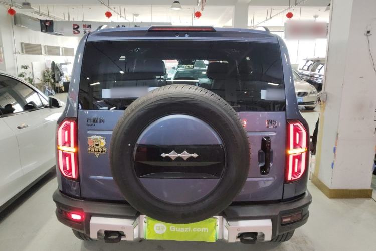 Used Formula Leopard 5 2023 Cloud Ride Flagship Edition Rear