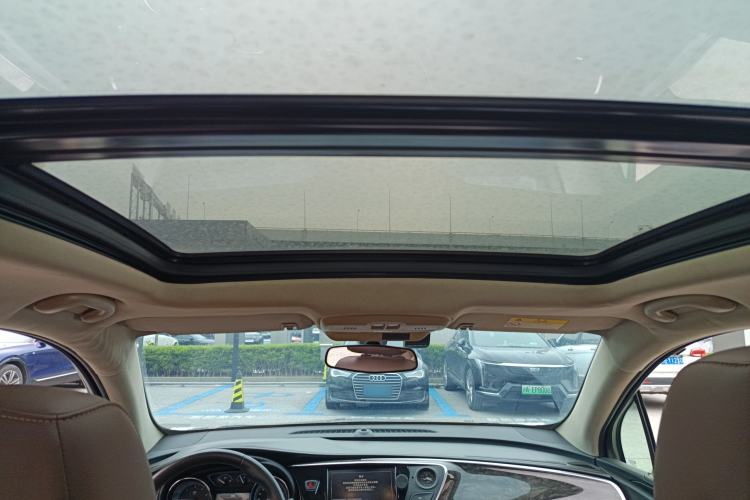 Used Buick Envision 2015 20T Two-Wheel-Drive Elite Model
