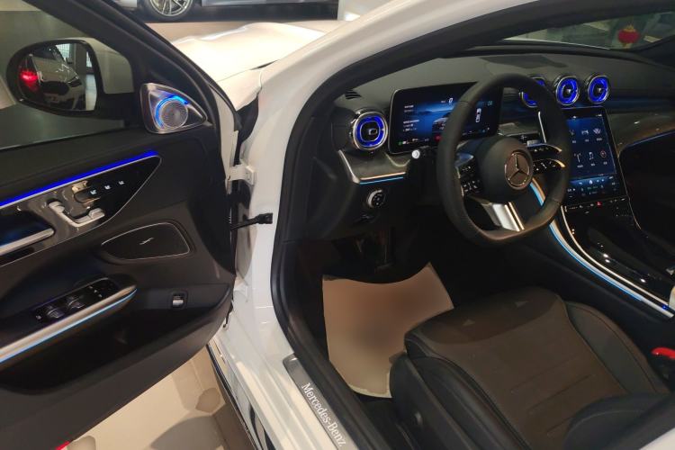 Used Mercedes-Benz C-Class 2024 Restyled C-Class 260 L Sport Edition Driver Seat