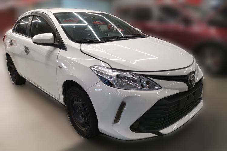 Used Toyota Vios 2017 1.5L CVT Innovation Edition Front Right 45 Deg