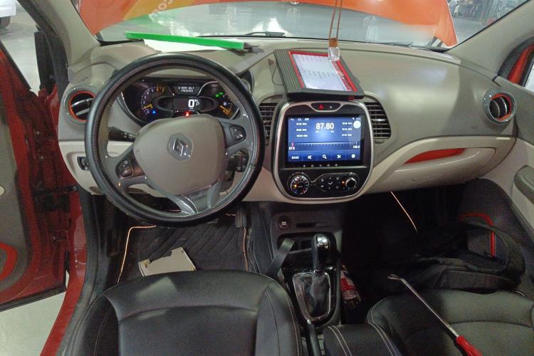 Used Renault Captur 2015 1.2T Automatic Comfort First Edition
