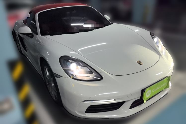 Used Porsche 718 2016 Boxster 2.0T Front Right 45 Deg