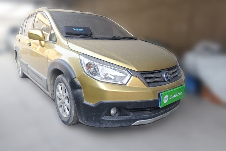 Used Venucia R50X 2015 1.6L Automatic Luxury Edition