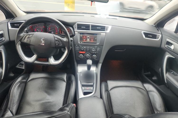 Used DS 6 2014 1.6T Elegant Version THP160