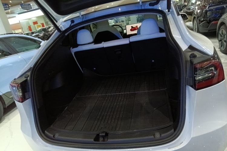 Used Tesla Model Y 2024 Rear-Wheel-Drive Version Trunk